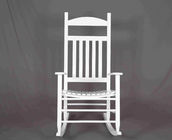Дизайн полости мебели белой кресло-качалки деревянный на открытом воздухе для ослаблять